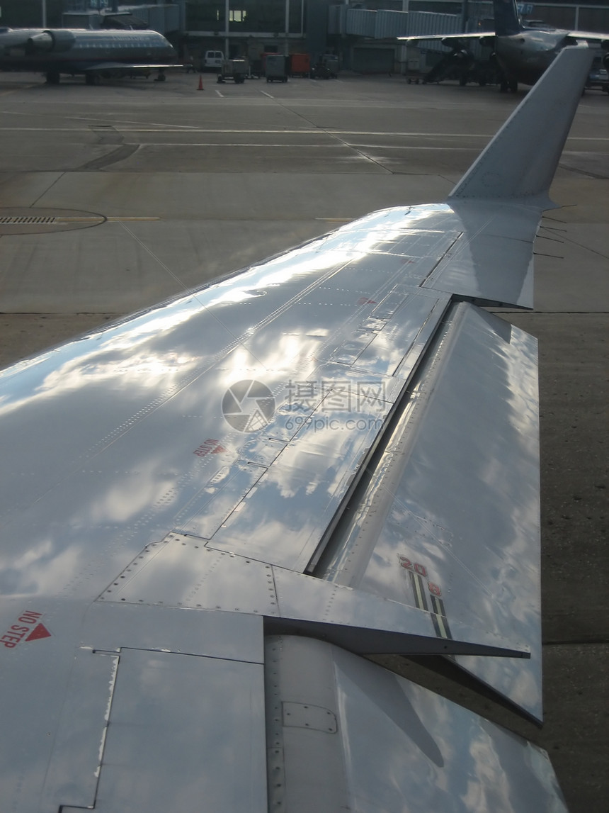 机场和飞机飞行飞机场控制客机人士翅膀航空游客旅游技术图片
