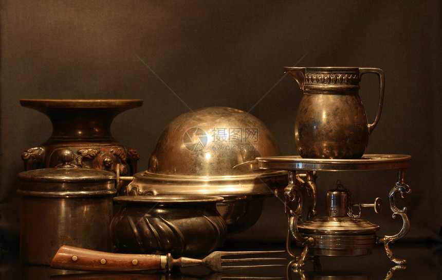 旧式消瘦症塑像静物古董青铜水罐厨具餐具图片