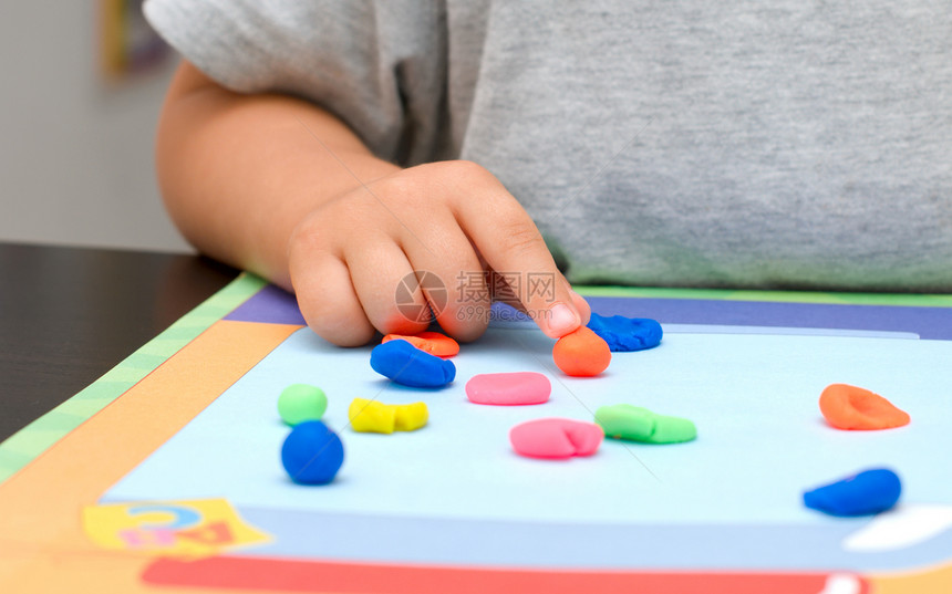 可塑性桌子孩子玩物创造力蓝色职业早熟苗圃雕塑教育图片