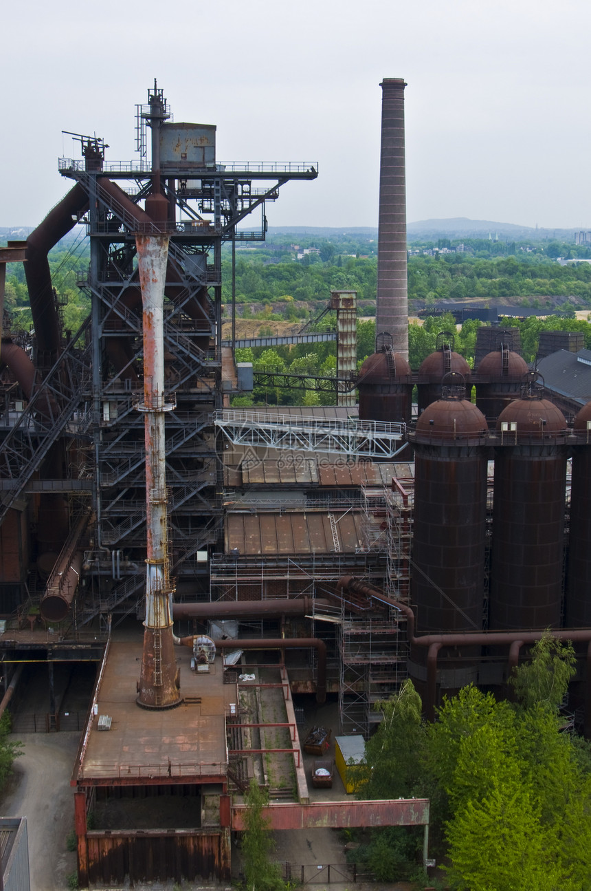 杜伊斯堡北煤炭生产首都建筑衰变金属烟囱植物公园爆破图片