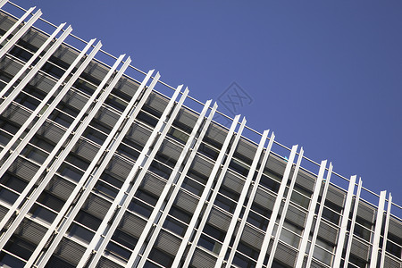 现代办公室工作倾斜建筑学商业办公楼窗户建筑背景图片