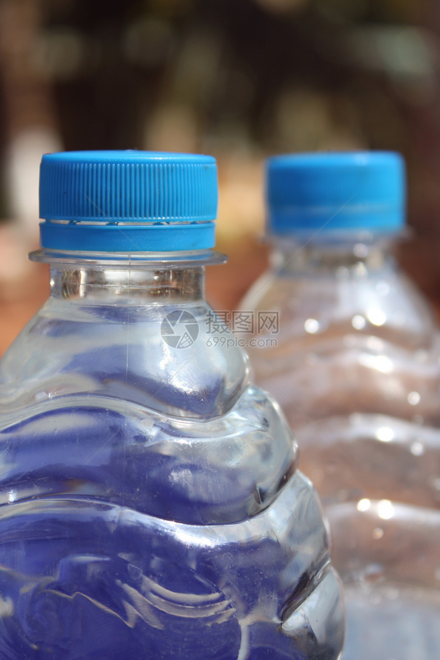 矿物水蓝色瓶子塑料瓶装图片