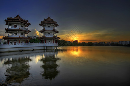 新加坡中华花园日落背景图片