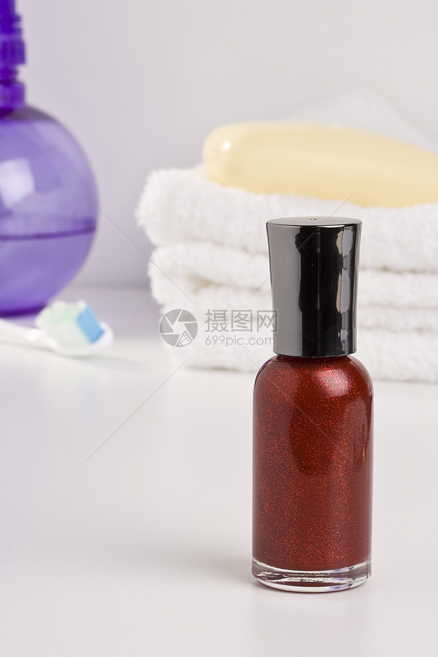 指甲油牙刷化妆品修脚配饰白色浴室卫生火花红色肥皂图片