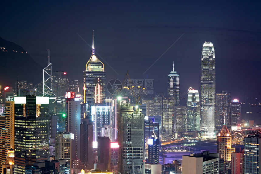 晚上在香港商业摩天大楼日落办公室游客建造旅游天空景观玻璃图片