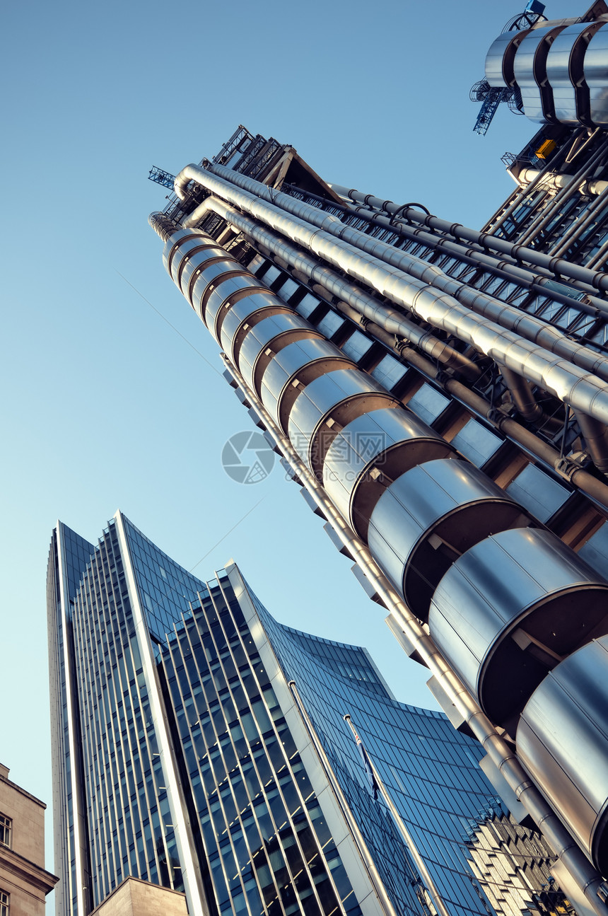 伦敦市的摩天大楼全球建筑学国际建筑阳光城市商业风光都市地标图片