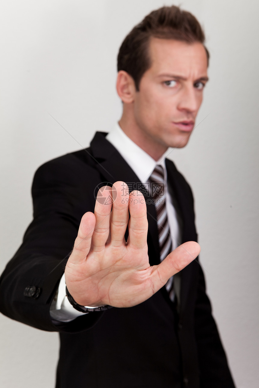 商业人制造停止签名商务人士手势控制成人男人工作手臂领带管理人员图片