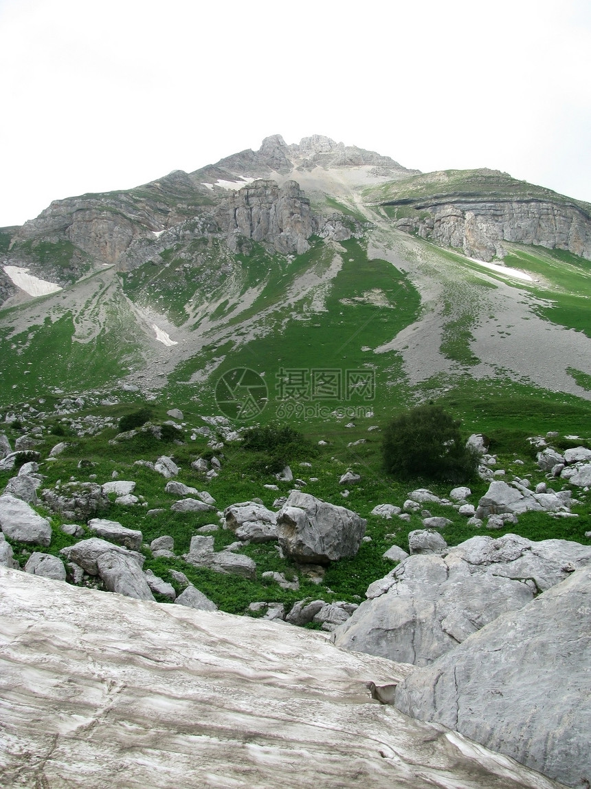 山山脉岩石轨道全景植被高原山丘植物旅行文件植物群图片