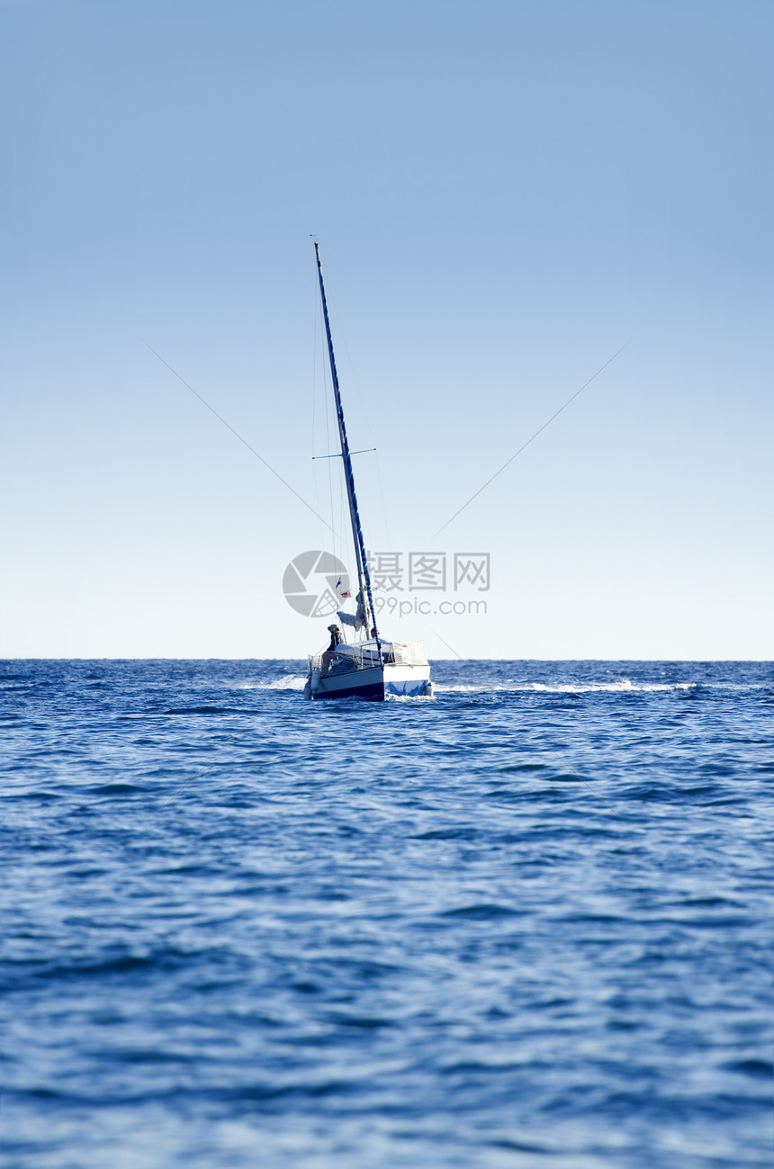 帆船闲暇运输爱好旅行运动太阳游艇季节假期游客图片