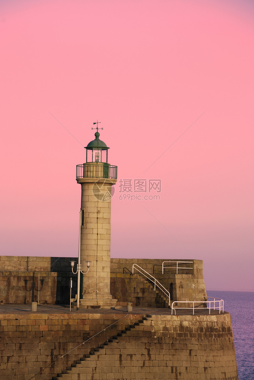 布列塔尼比尼语天空海岸线农村村庄旅行灯塔假期港口旅游码头图片