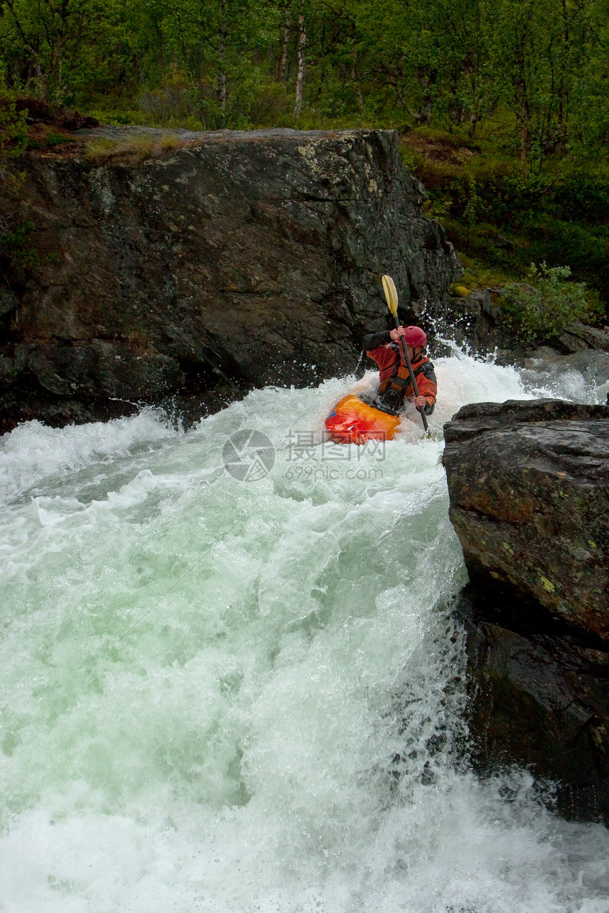 挪威的瀑布运动乐趣激流风险海浪挑战活动生活速度力量图片