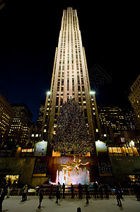 美国圣诞树美国纽约州纽约市 圣诞节洛克菲勒中心摩天大楼旅行外观城市树木建筑物建筑学建筑世界照明背景