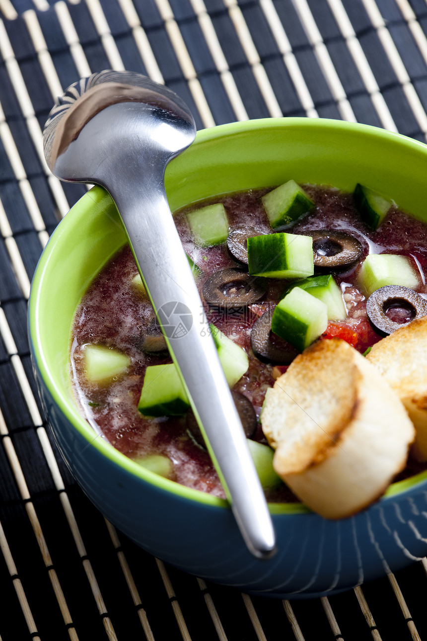 gazpacho 混杂糕点美食勺子面包菜肴熟菜静物熟食食品营养图片