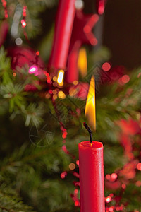圣诞节装饰装饰品时间星星传统反省稻草星光束射线枞树人物背景图片