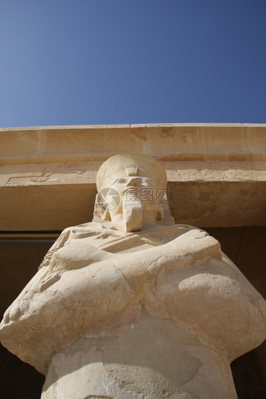 埃及哈茨赫普苏特王后圣殿纪念碑雕塑女王晴天砂岩地标神社游客国王雕刻图片