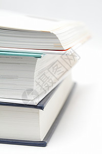 三本书的堆叠阅读出版物团体知识数据文学科学白色研究精装背景图片