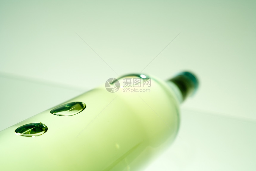 酒瓶玻璃软木液体饮料瓶装背光透明度奢华瓶子图片