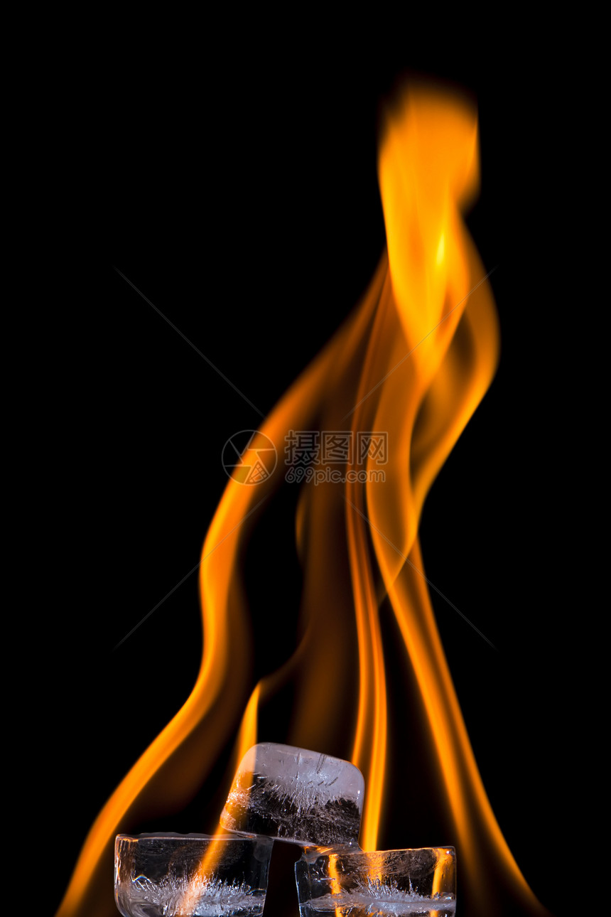 冰雪立方体着火黄色火焰创造力烟火蒸汽温暖冰块橘子工艺图片