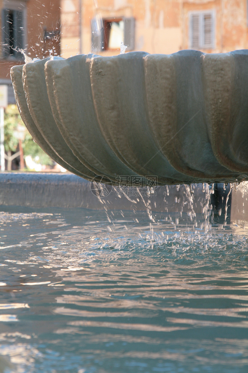 罗马特拉斯特韦尔喷泉S Maria的详情图片