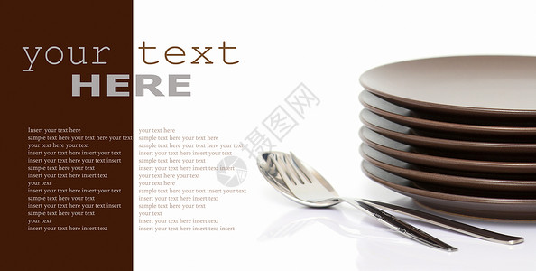 棕色圆盘堆陶瓷商品圆圈盘子厨房团体餐具勺子金属样本背景图片