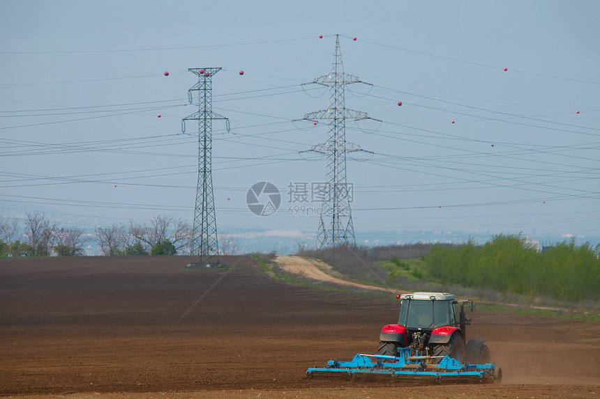 拖轨地球车辆草地土地食物农田机器环境农场农村图片
