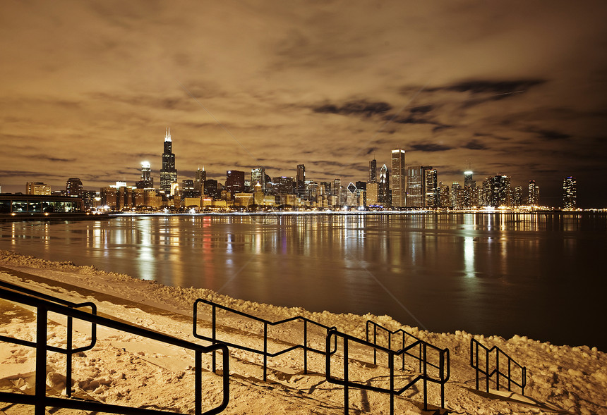 芝加哥市下城市夜摄影建筑学景观城市办公室都市反射建筑地标旅行旅游图片