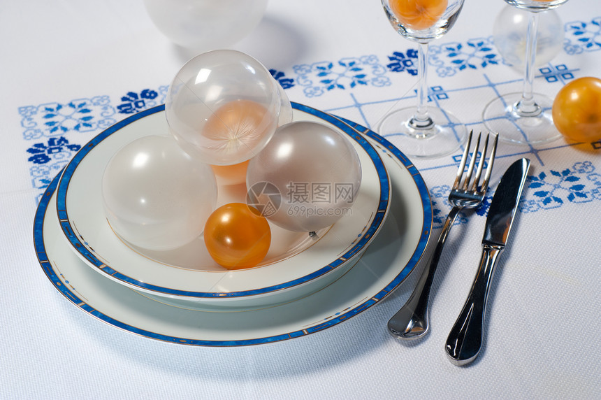 派对安排餐具气球玻璃水平刀具菜肴庆典桌布图片