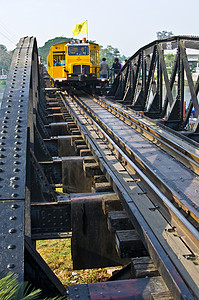 夸井桥上旅游运输历史建筑地标旅行铁路历史性快手纪念碑背景图片
