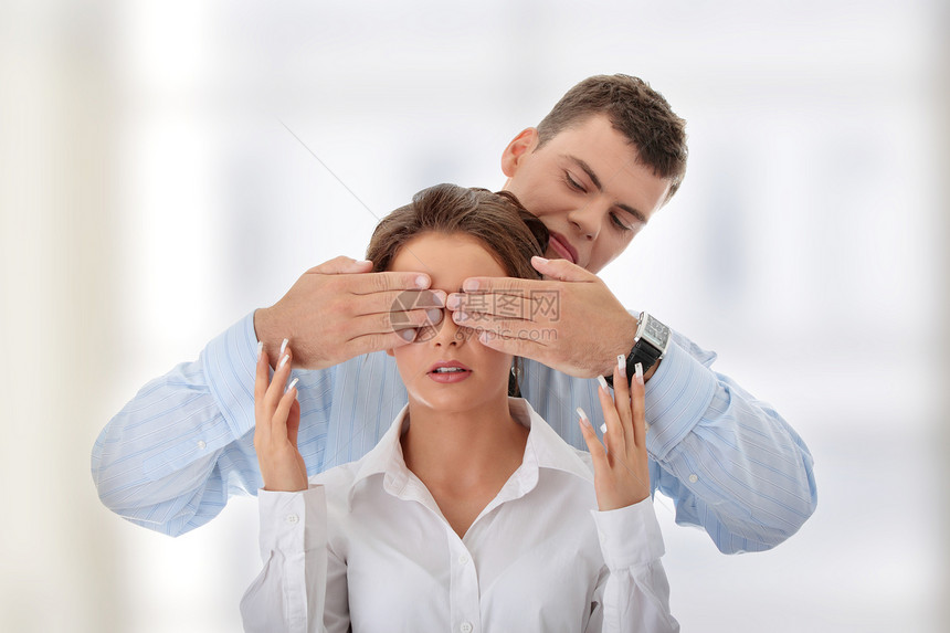审查制度人士商务挑战眼罩妄想症女性困惑工作室工作手势图片