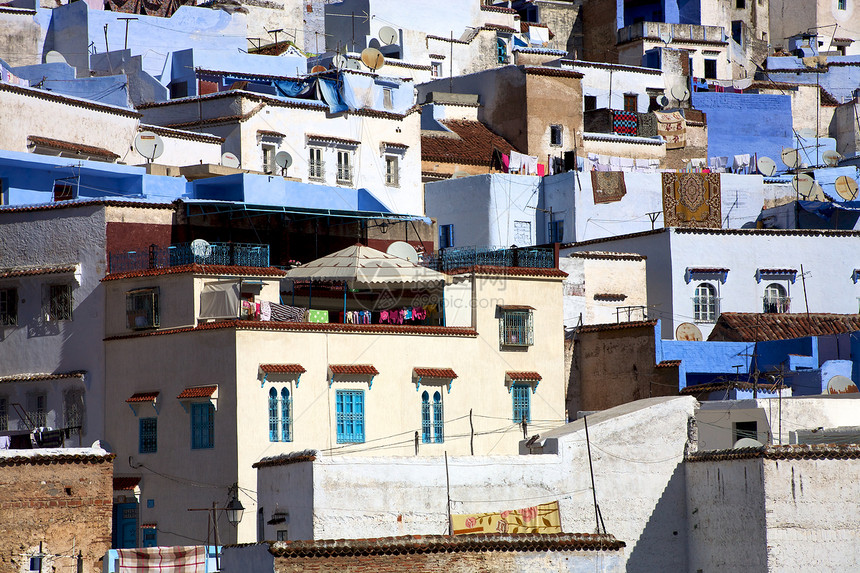 Chaouen 观点胡同袖珍白色蓝色建筑漂洗堡垒房子城市村庄图片