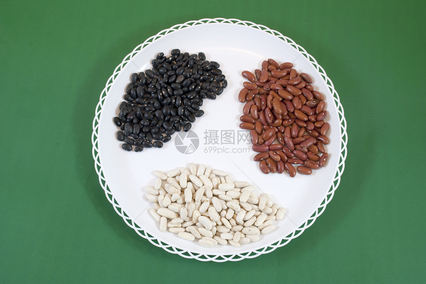 黑豆 白豆和红豆黑色棕色绿色红色烹饪宏观健康多样性食物美食图片
