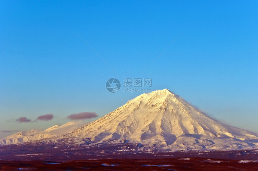 火山地震旅游野生动物灾难图片