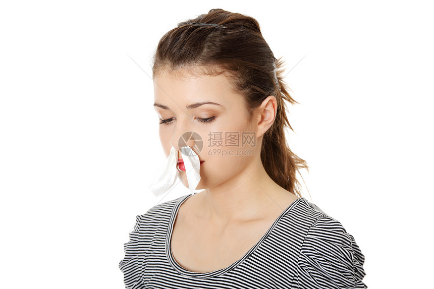 鼻子里有组织器官的青少年妇女喷嚏女士卫生女性发烧流感药品过敏症状感染图片