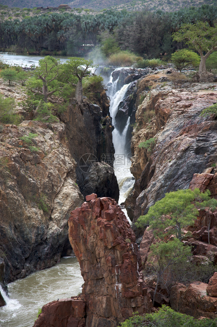 埃普帕瀑布力量绿色漂流岩石风景环境荒野库涅地标图片