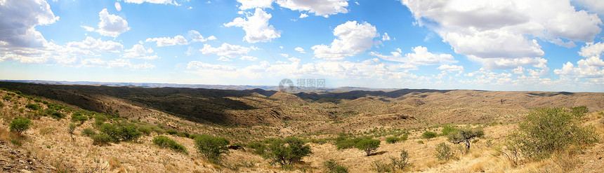 纳米比亚的荒野全景蓝色纳米布环境沙丘爬坡土地天空草地生态图片