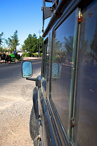 马拉喀什的车背景图片