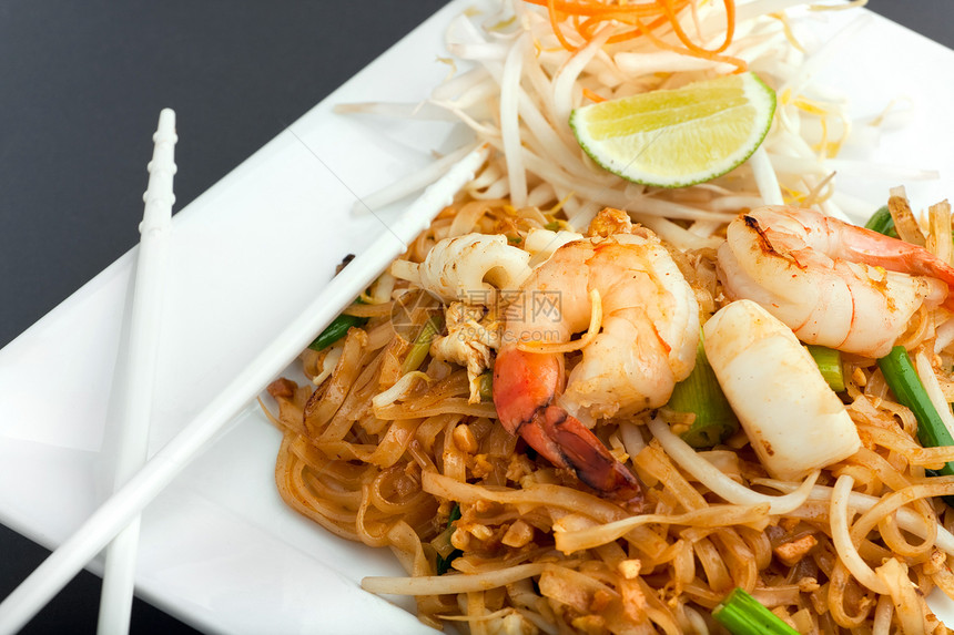 油炸大米面条对虾餐厅螃蟹食物美食筷子香葱软垫豆芽盘子图片