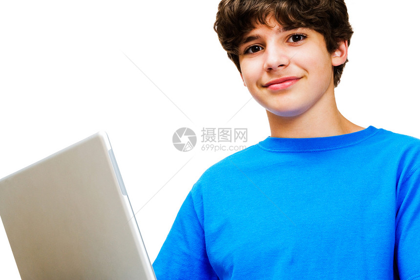 使用笔记本电脑的男孩肖像白色孩子互联网男生技术青春期童年衣服沟通微笑图片