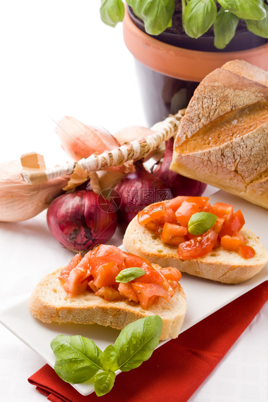 Bruschetta 配有原料的Bruschetta食品洋葱沙拉鳀鱼美味生菜美食素菜食物图片