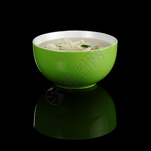 中国面汤面条盘子绿色猎屯食物反射文屯液体背景图片