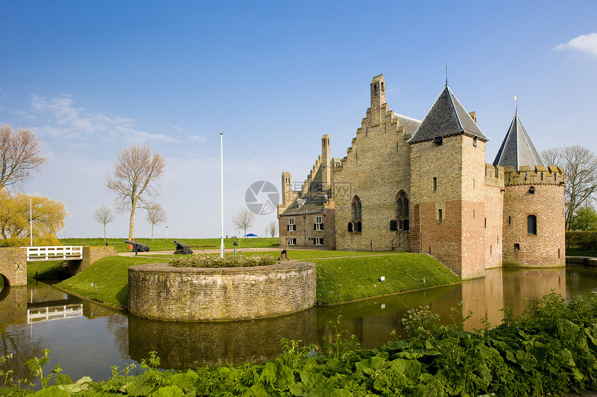 荷兰梅敦布利克建筑历史建筑学旅行护城河外观位置历史性景点据点图片