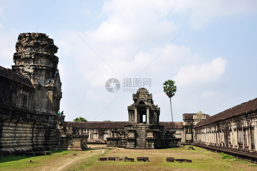 柬埔寨吴哥纪念碑寺庙考古学佛教徒宗教岩石建筑遗产历史文化图片