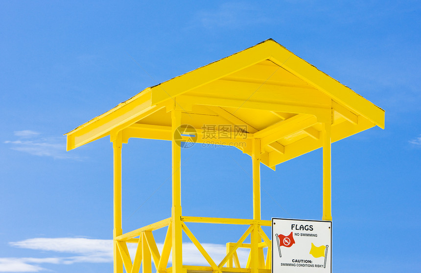 海滩上的小屋 企业海滩 巴巴多斯 加勒比海岸世界位置救生员小木屋外观海景支撑岛屿图片
