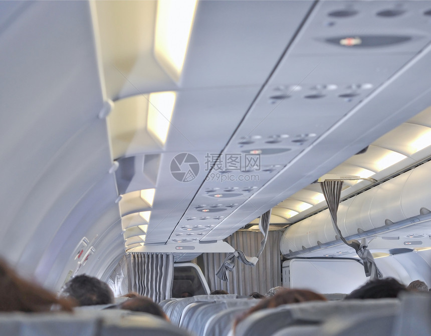 平板内部旅行过境乘客运输飞行民众航班交通图片