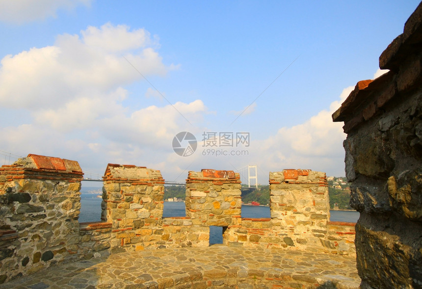 伊斯坦布尔Bosphorus桥帝国脚凳文明树木遗产文化蓝色堡垒建筑学建筑图片