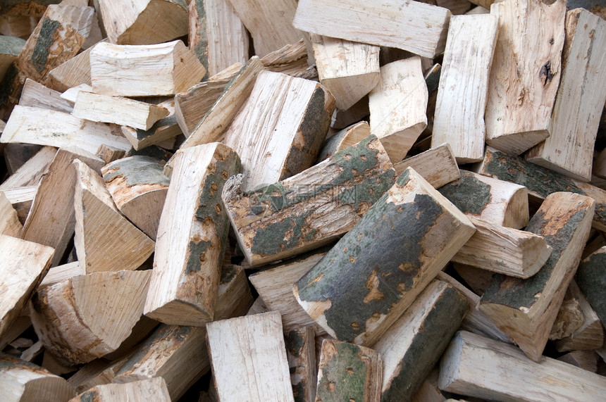 一堆木柴森林国家柴堆记录桦木木头农村资源树干木材图片