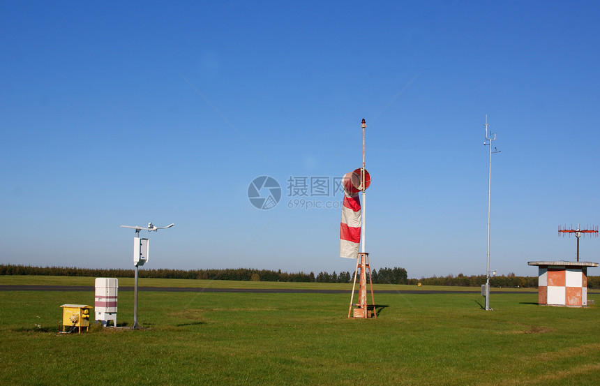 气象站温度车站气象天空温度计风向袋气候环境机场测量图片