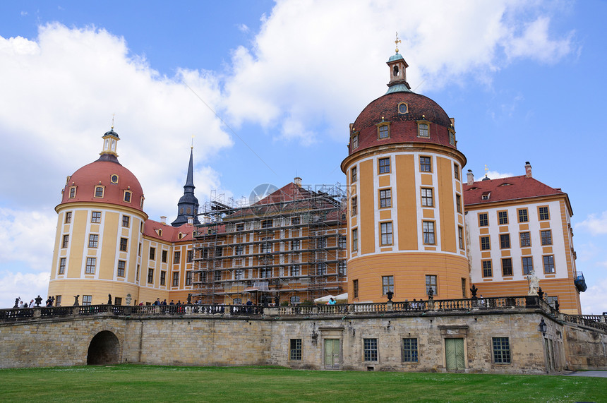 莫里茨堡城堡蓝天旅游历史观光游客风格文化遗产天空花园风景图片