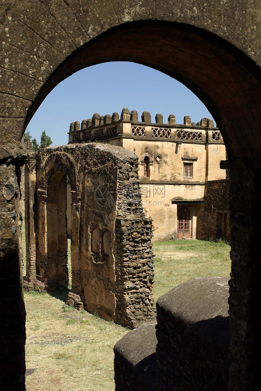 埃塞俄比亚的城堡垛口正方形大厦石头废墟建筑学锯齿状纪念碑图片