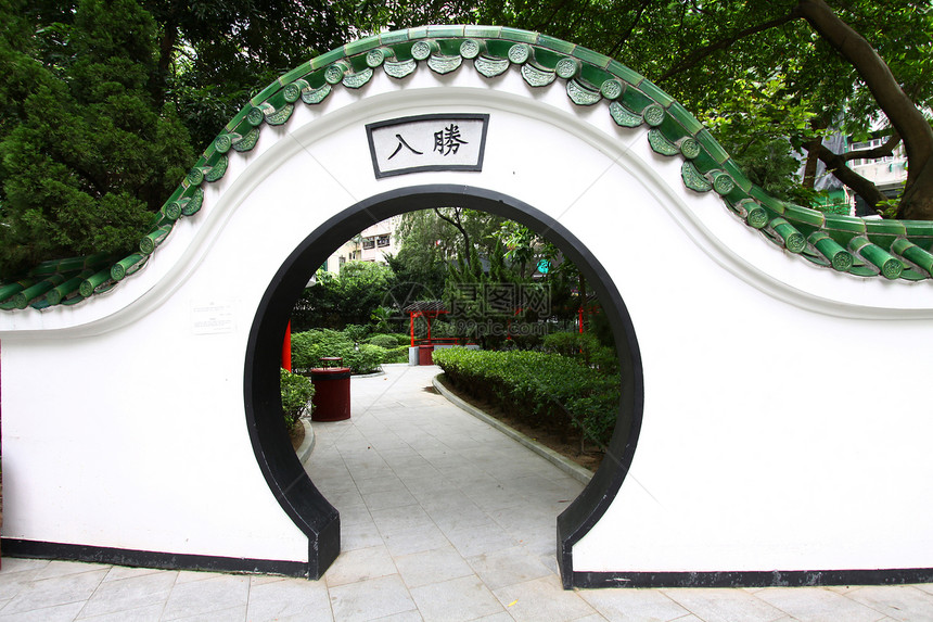 花园的中国门环境建筑艺术通道地面柱子石头旅行公园走廊图片